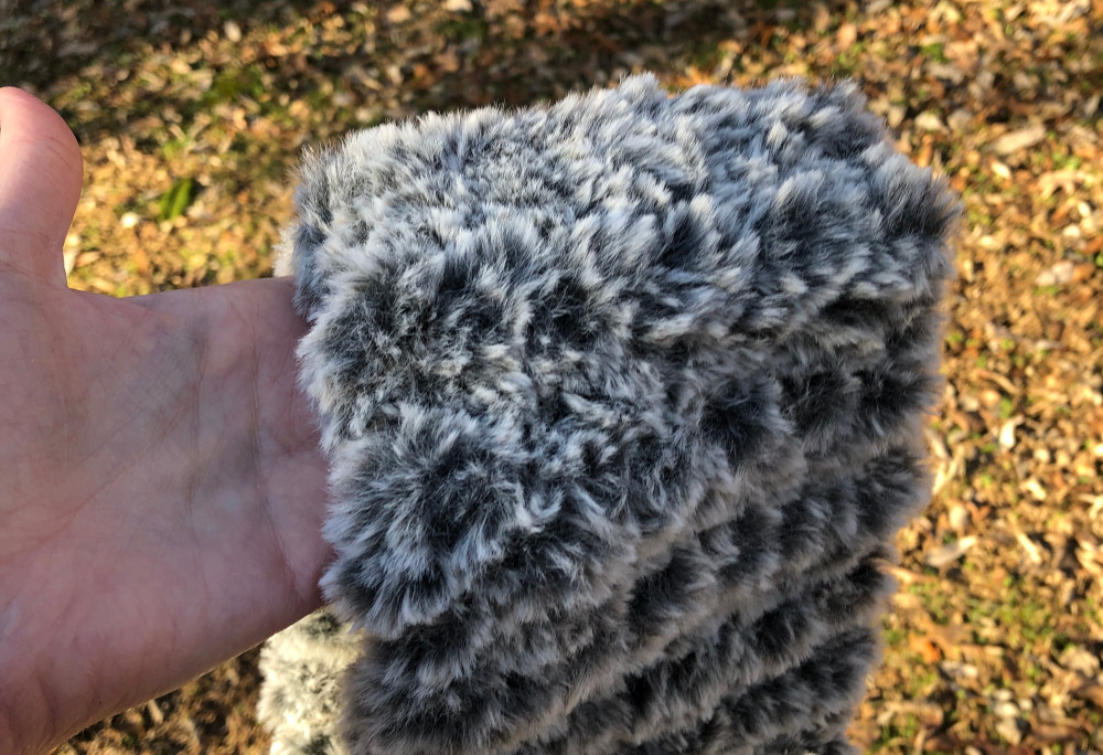 A Super Quick Knit Headband Using Faux Fur Yarn - Our Daily Craft
